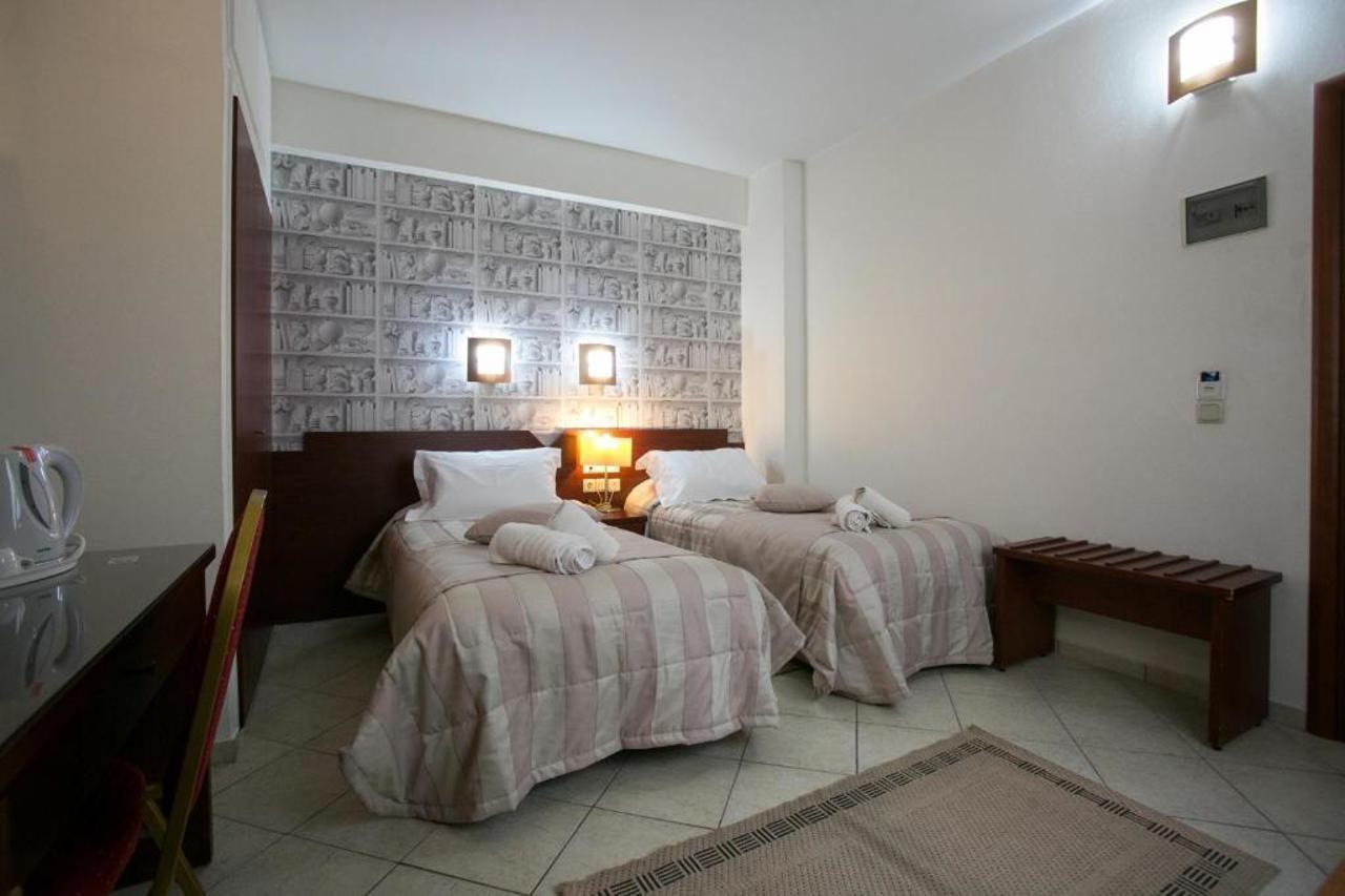 City Life Hotel Candia Esterno foto