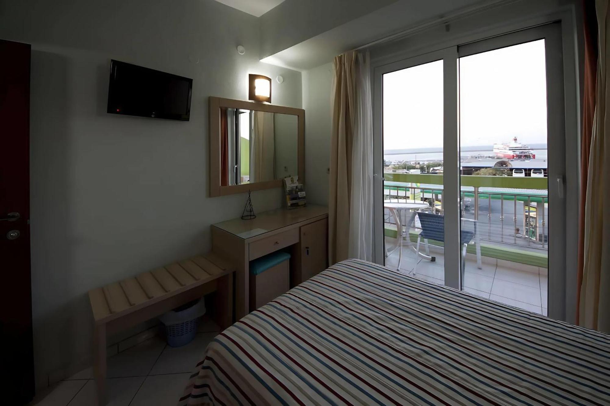 City Life Hotel Candia Esterno foto
