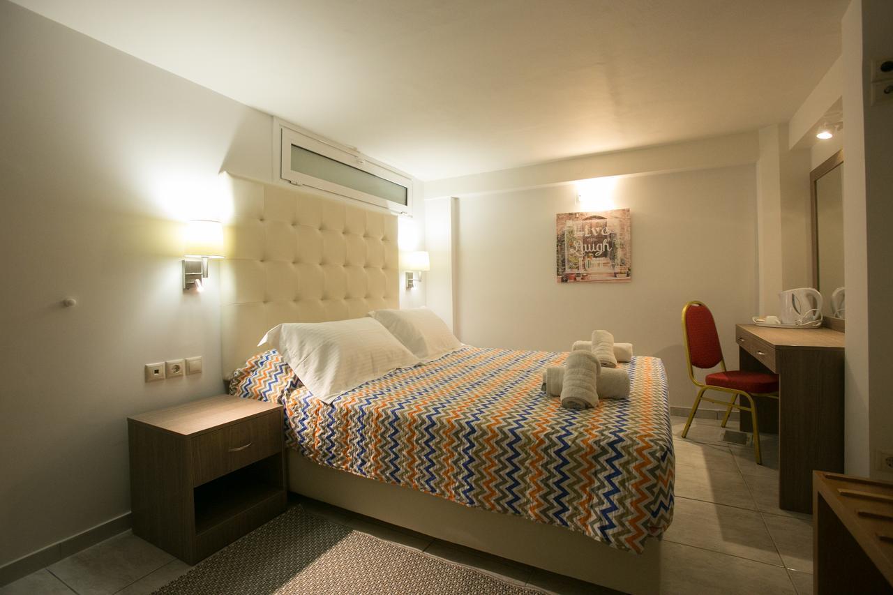 City Life Hotel Candia Esterno foto