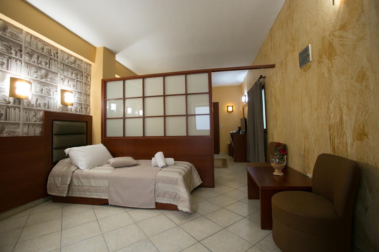 City Life Hotel Candia Esterno foto