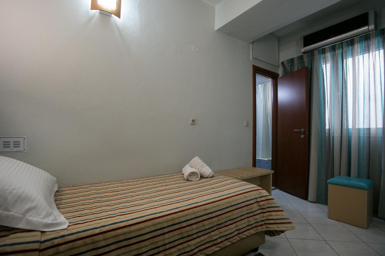 City Life Hotel Candia Esterno foto