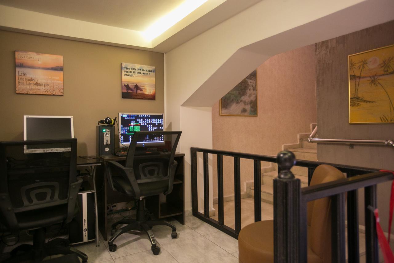 City Life Hotel Candia Esterno foto