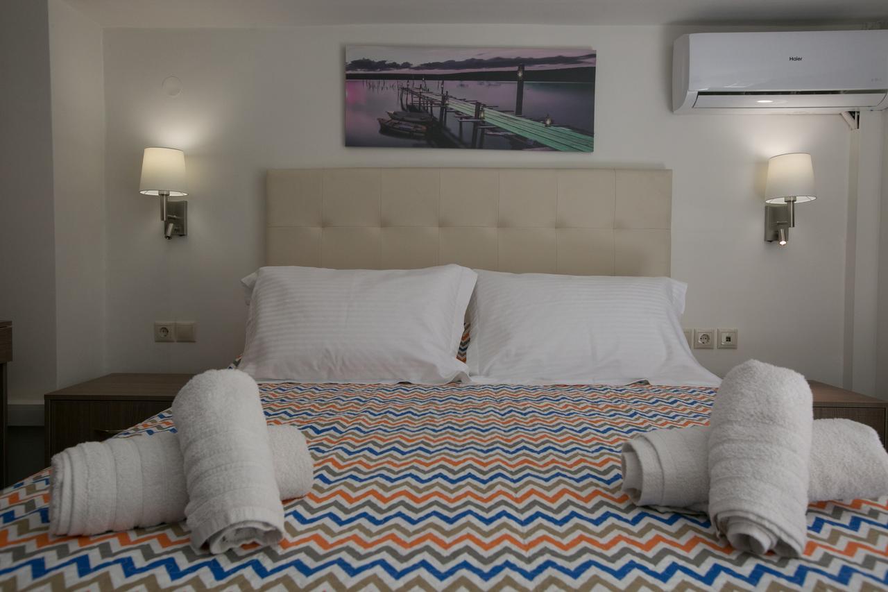 City Life Hotel Candia Esterno foto