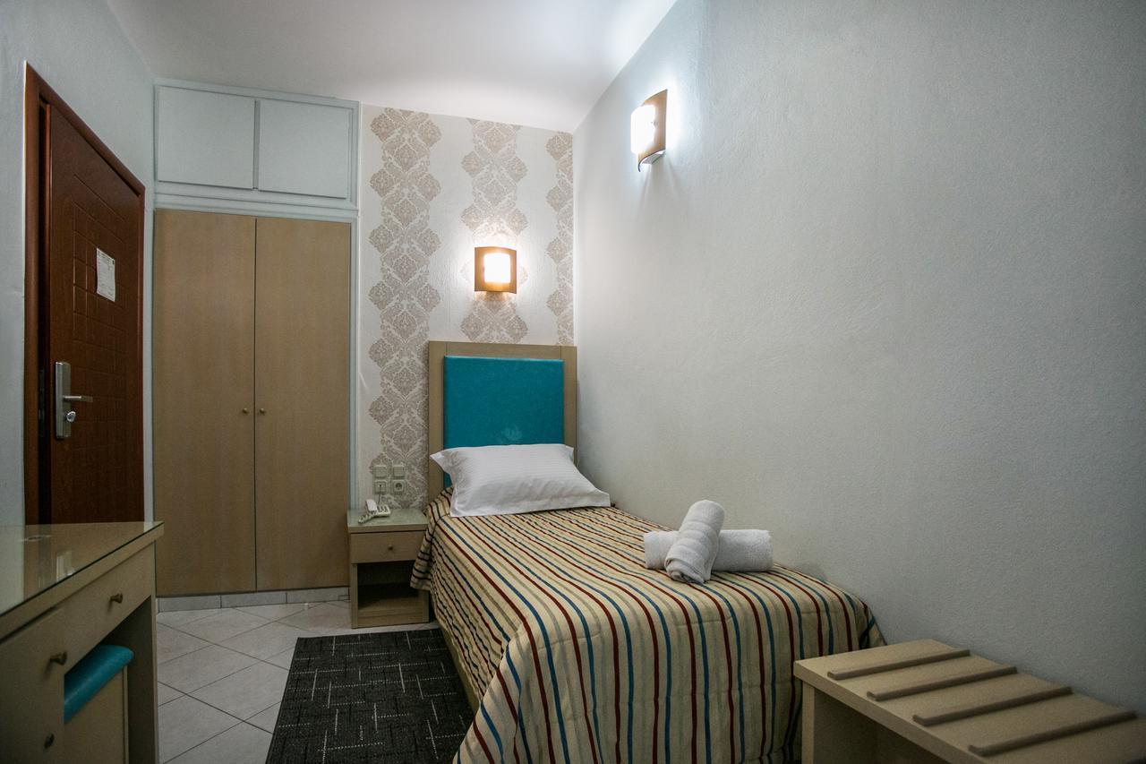 City Life Hotel Candia Esterno foto